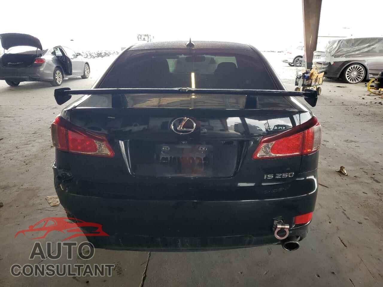 LEXUS IS 2012 - JTHBF5C25C5177909