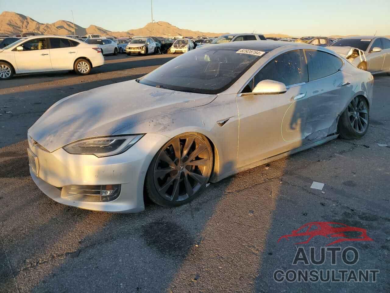 TESLA MODEL S 2018 - 5YJSA1E21JF241638