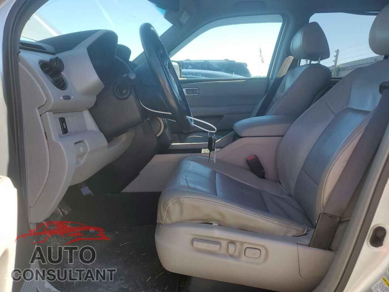HONDA PILOT 2012 - 5FNYF3H50CB027353