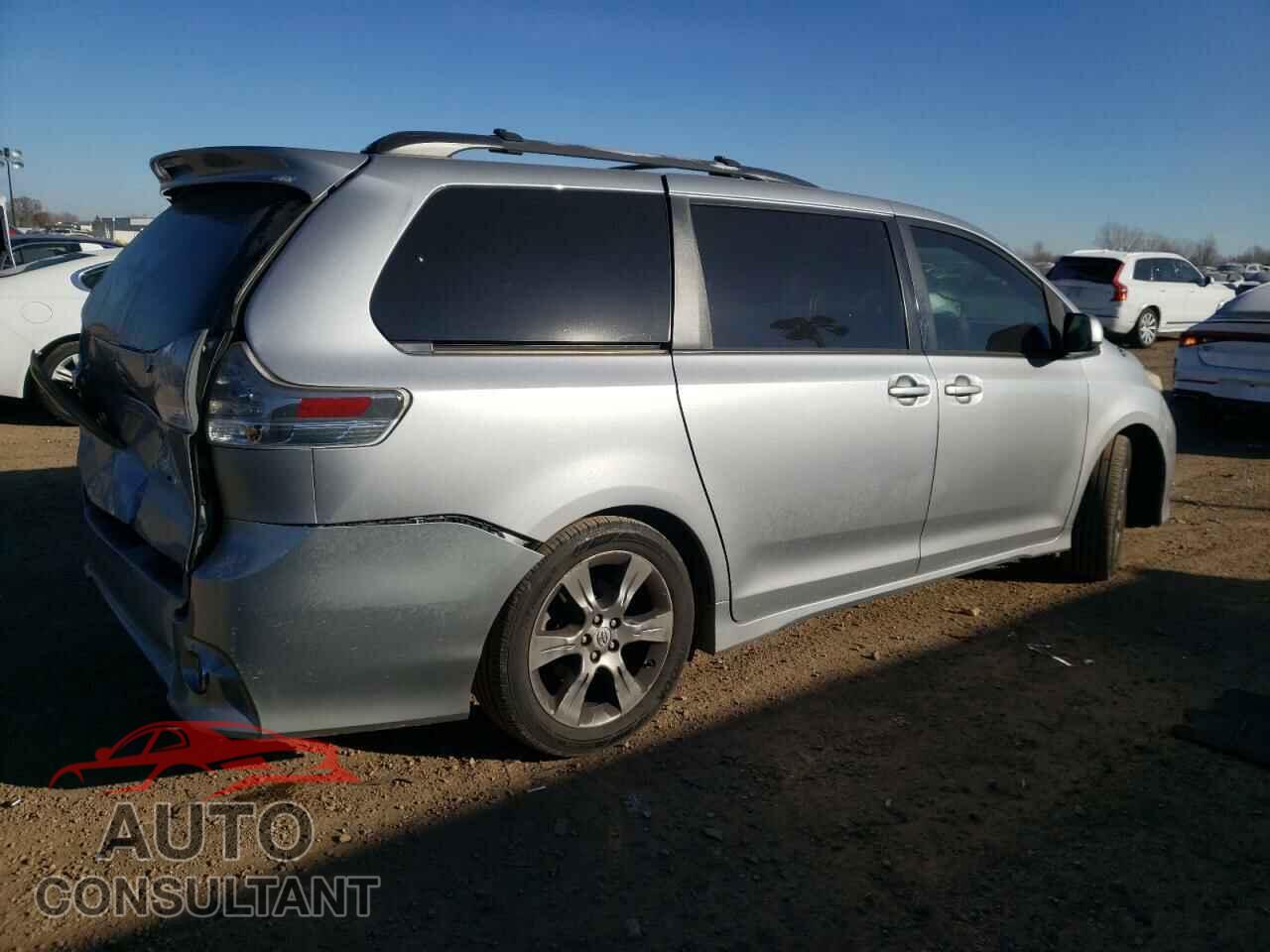 TOYOTA SIENNA 2011 - 5TDXK3DC2BS045634