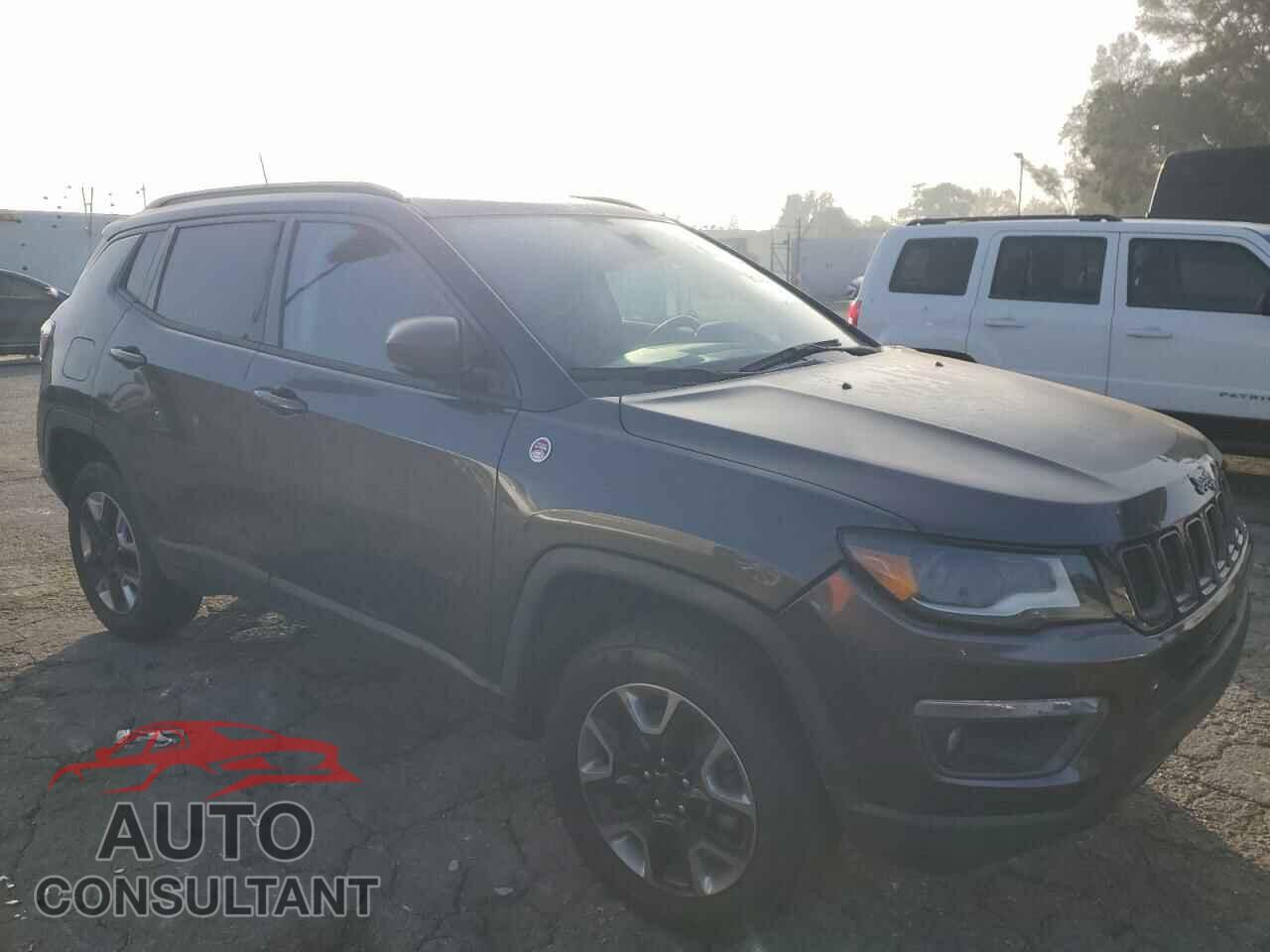 JEEP COMPASS 2018 - 3C4NJDDB9JT270077