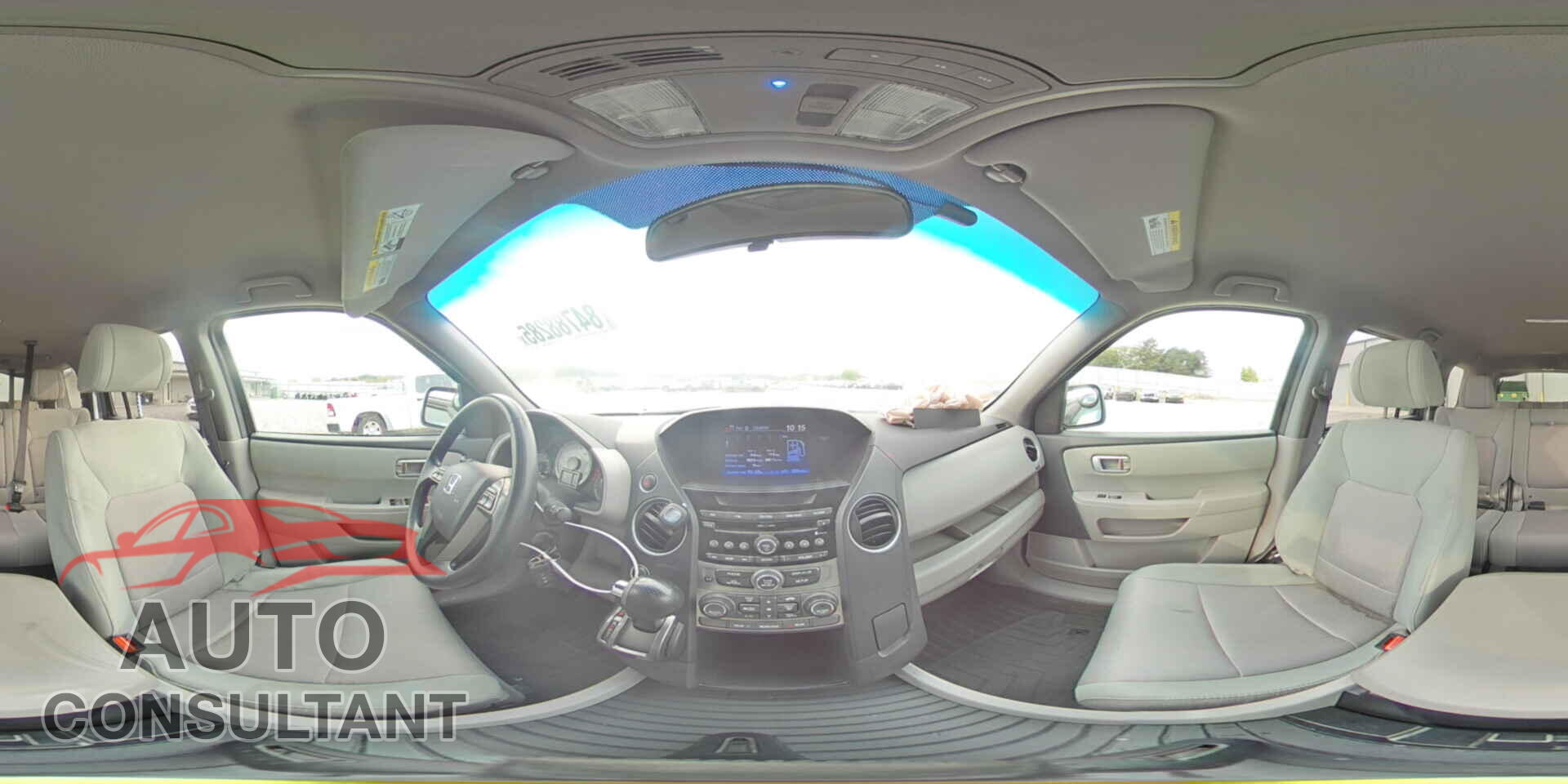 HONDA PILOT 2015 - 5FNYF4H49FB072065