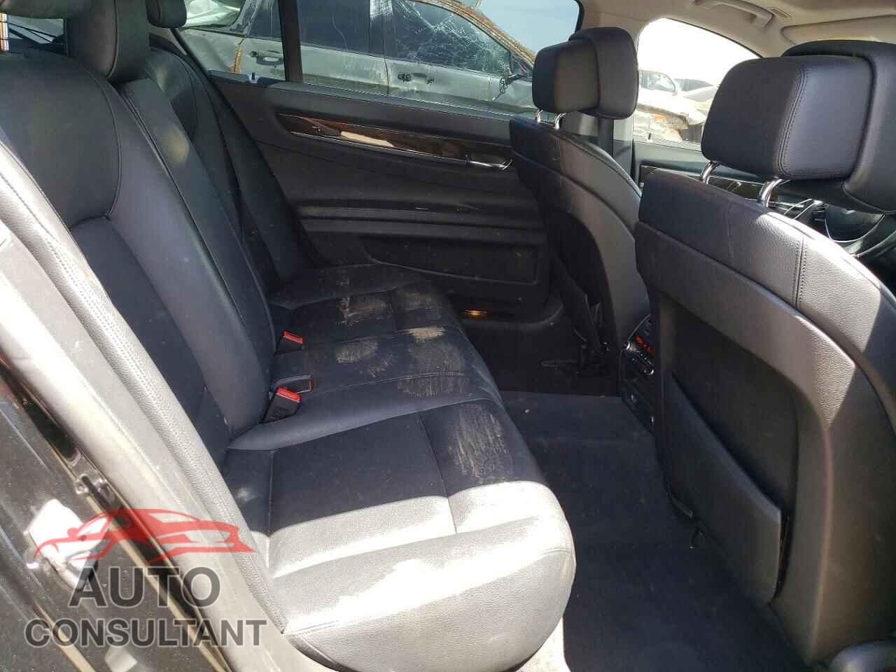 BMW 7 SERIES 2012 - WBAKB4C51CC577010