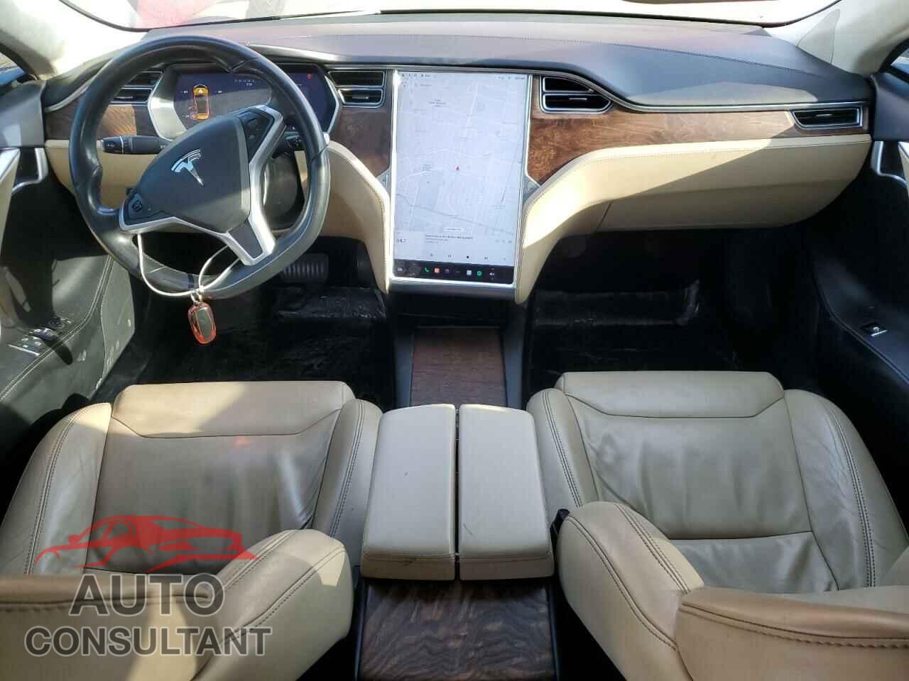 TESLA MODEL S 2017 - 5YJSA1E15HF210006