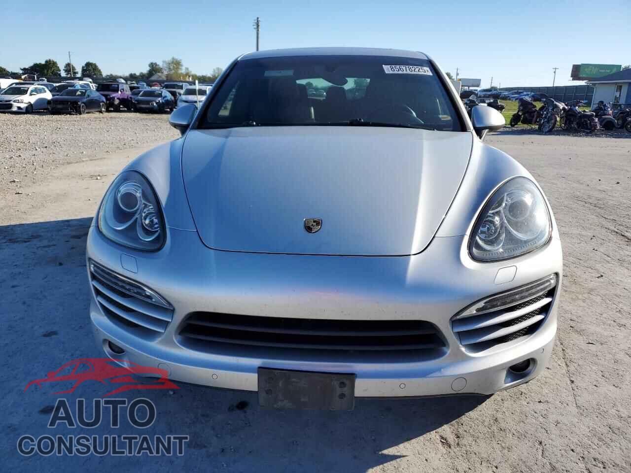 PORSCHE CAYENNE 2012 - WP1AA2A22CLA02444