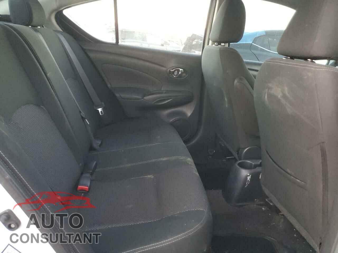 NISSAN VERSA 2017 - 3N1CN7AP1HL856444