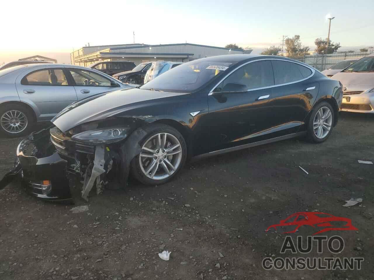 TESLA MODEL S 2014 - 5YJSA1H1XEFP48028