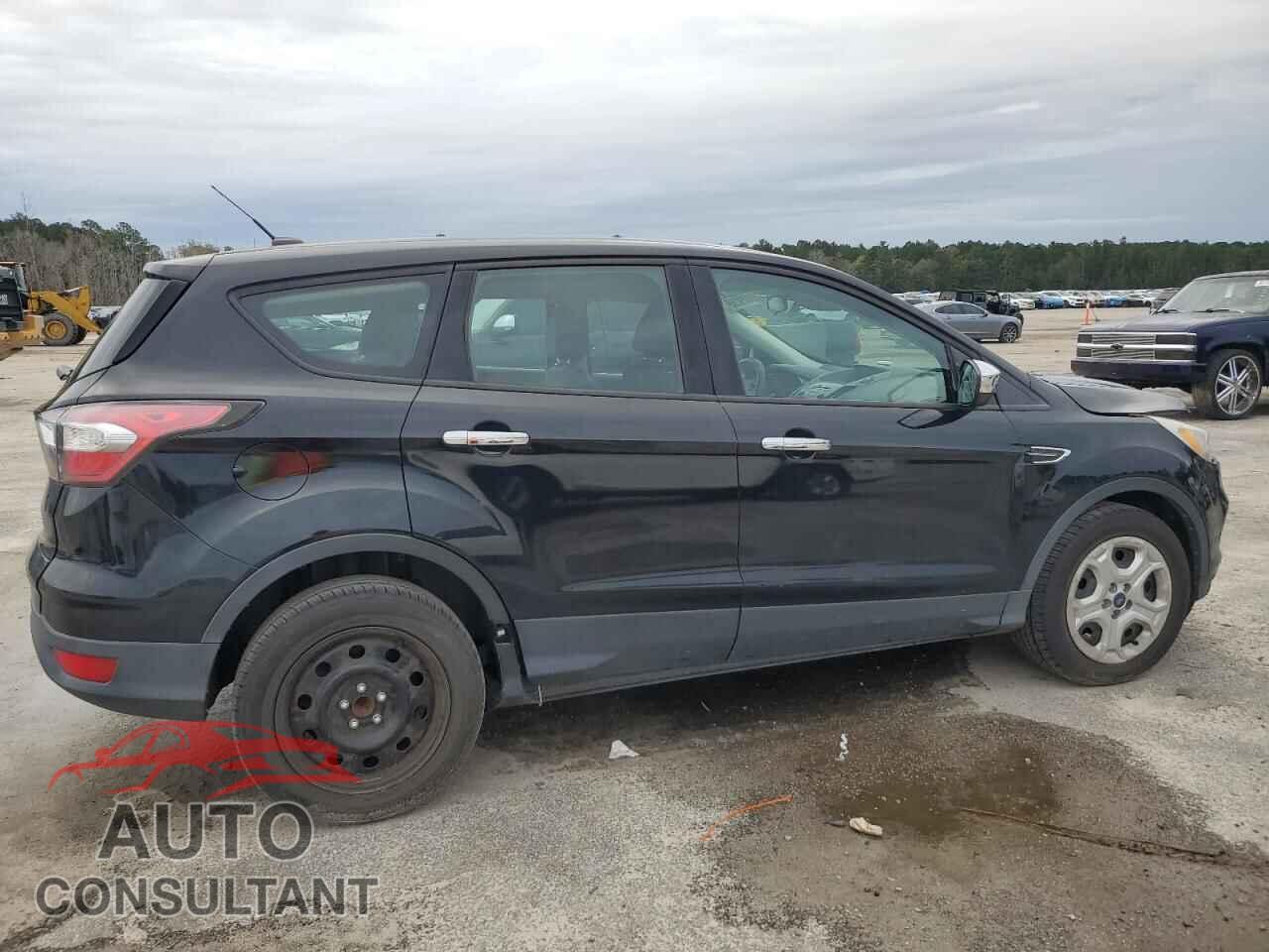 FORD ESCAPE 2017 - 1FMCU0F74HUB07980