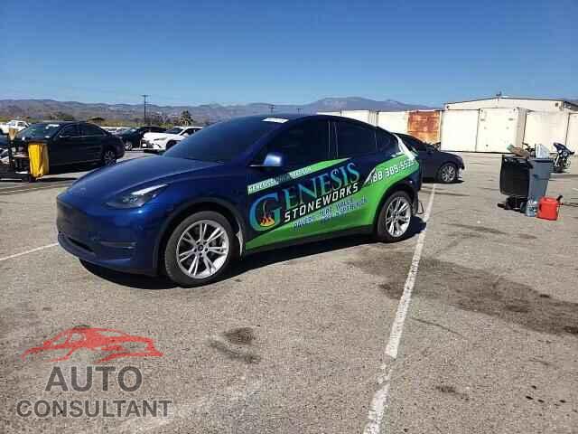 TESLA MODEL Y 2023 - 7SAYGDEE6PF961663
