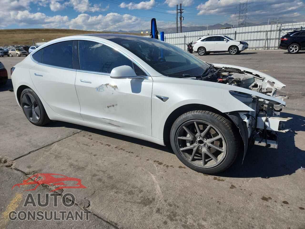 TESLA MODEL 3 2018 - 5YJ3E1EA3JF005685