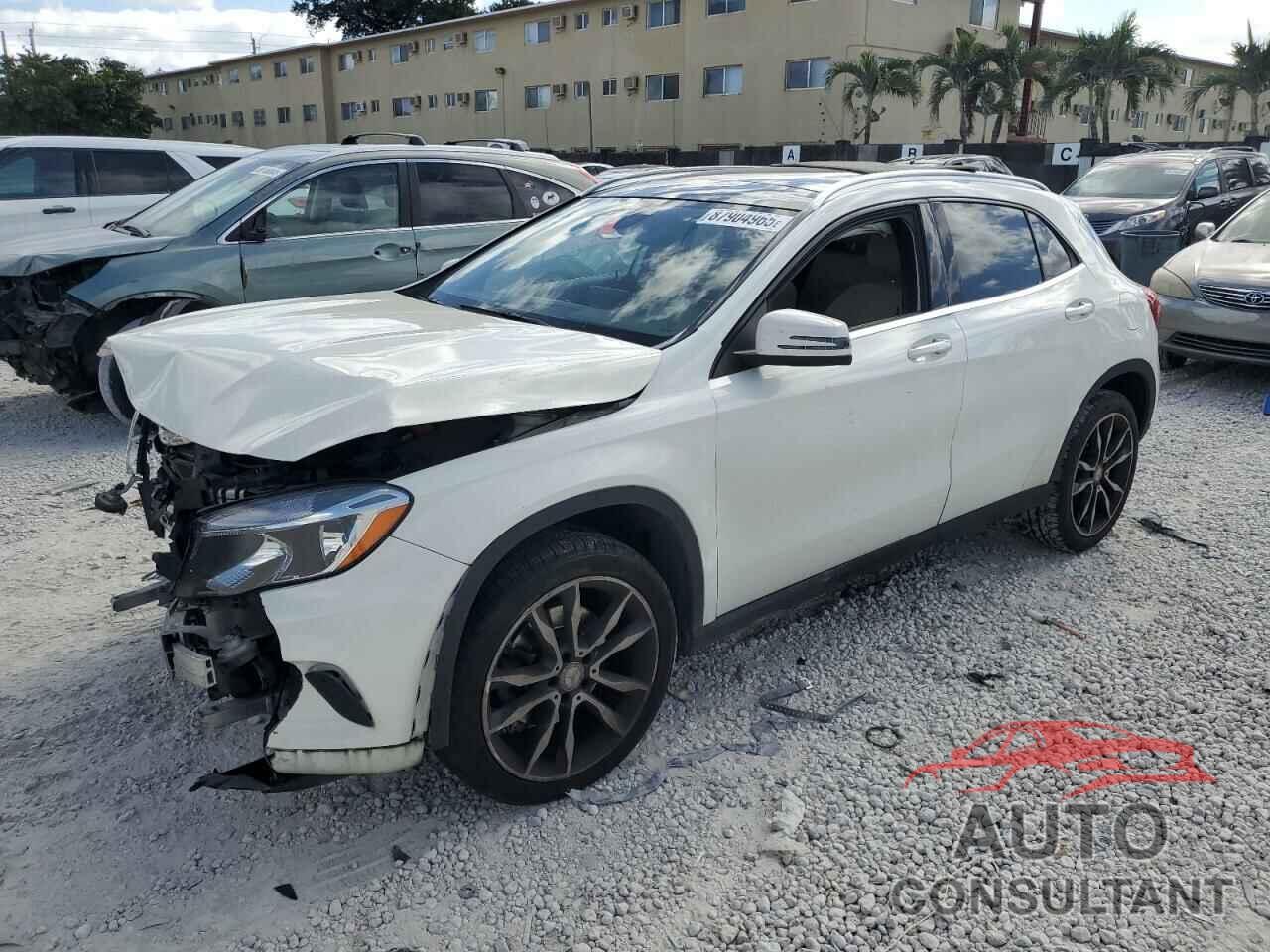 MERCEDES-BENZ GLA-CLASS 2016 - WDCTG4EB6GJ247001