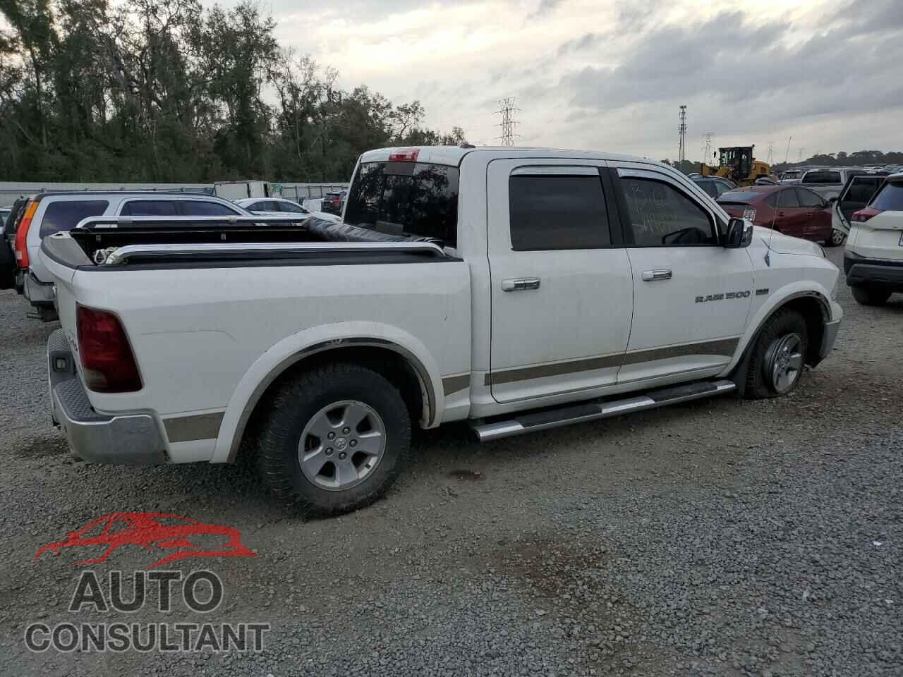 DODGE RAM 1500 2012 - 1C6RD7NT4CS211497