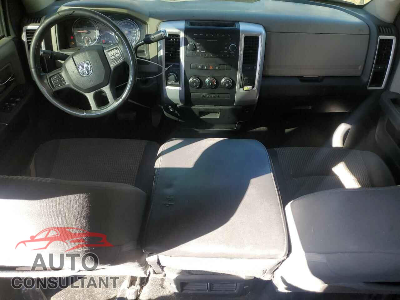 DODGE RAM 1500 2012 - 1C6RD7LT7CS320619