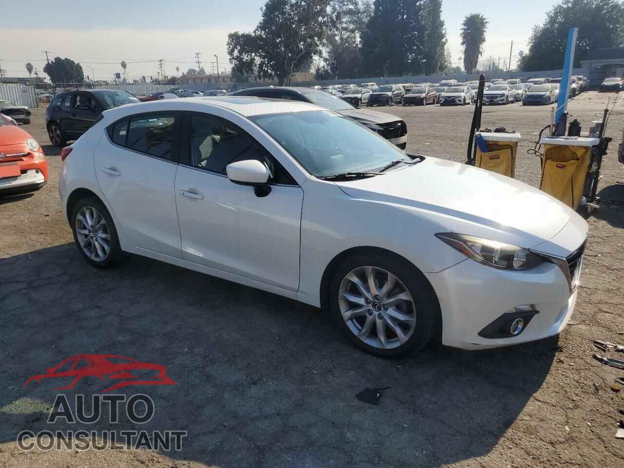MAZDA 3 2015 - JM1BM1L34F1237375
