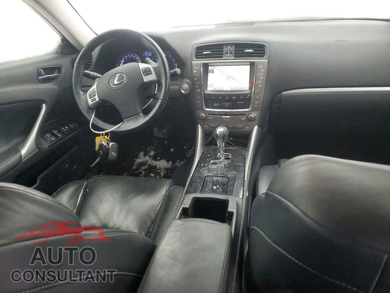 LEXUS IS 2012 - JTHCF5C2XC5053025