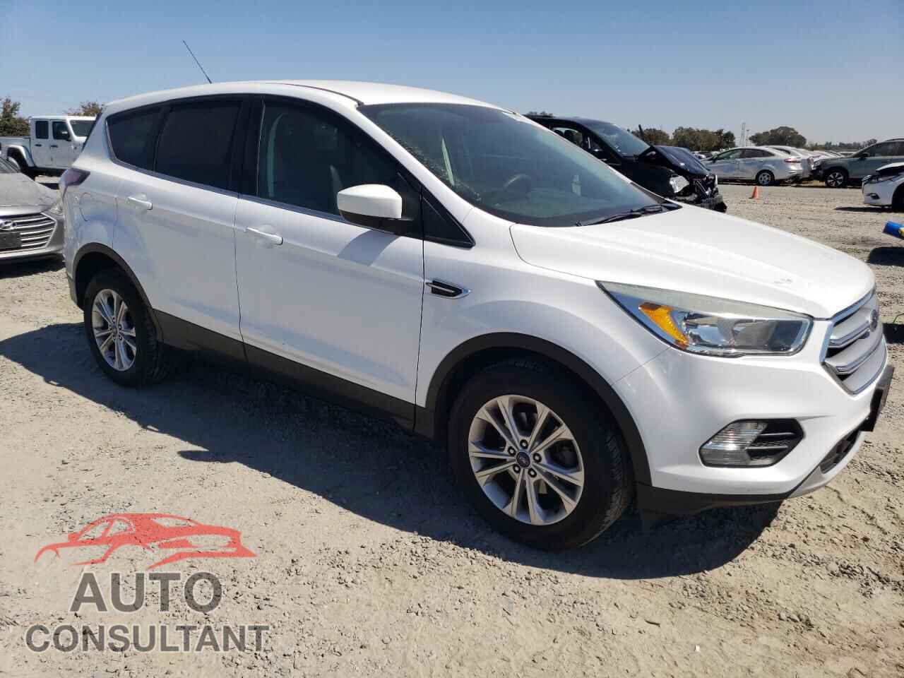 FORD ESCAPE 2017 - 1FMCU0GD3HUA40955