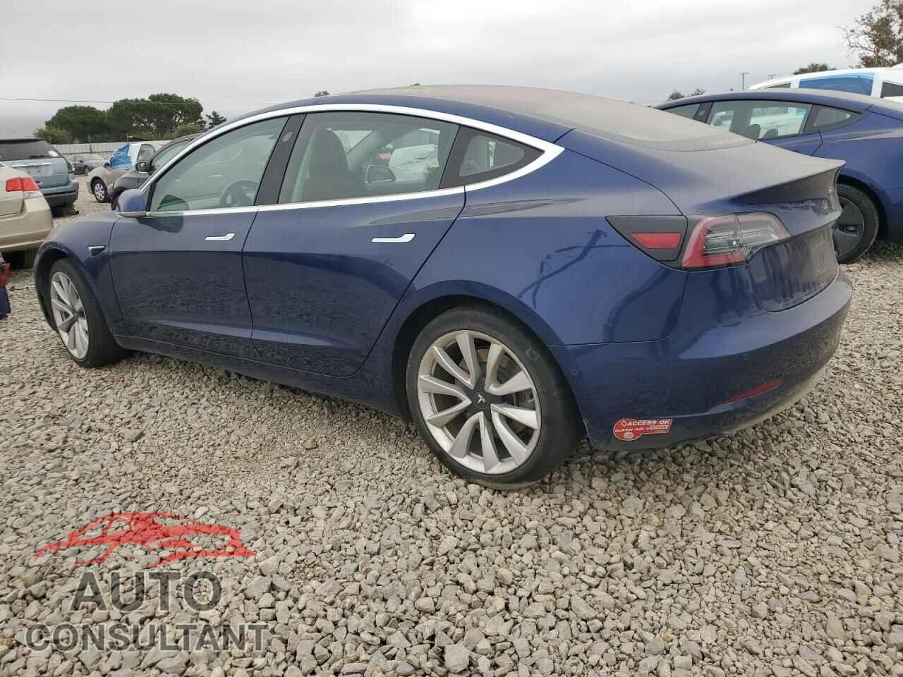 TESLA MODEL 3 2018 - 5YJ3E1EA8JF042800
