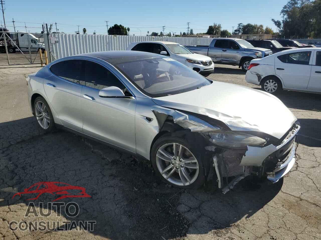 TESLA MODEL S 2016 - 5YJSA1E14GF132445