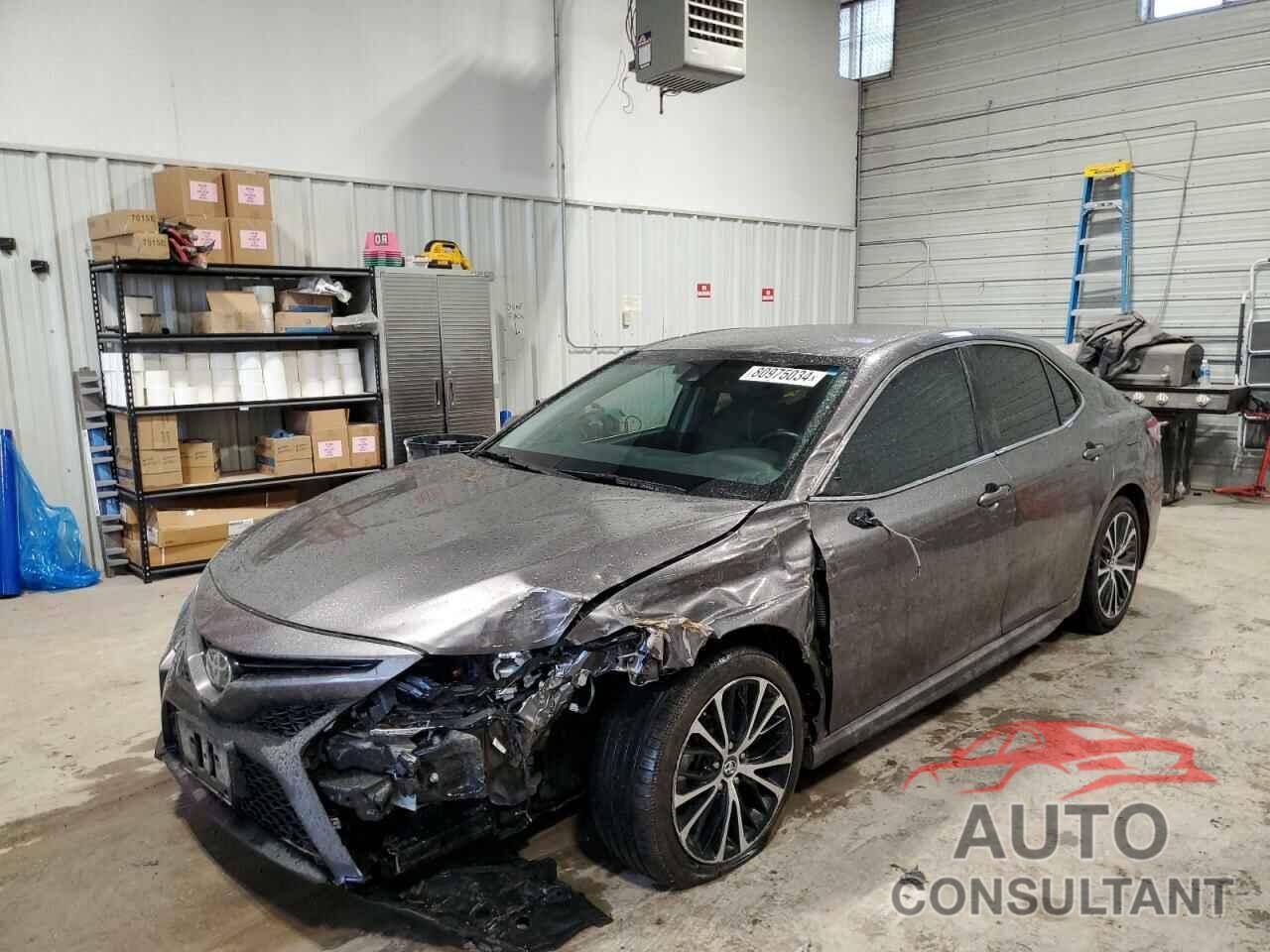 TOYOTA CAMRY 2018 - 4T1B11HK6JU600674