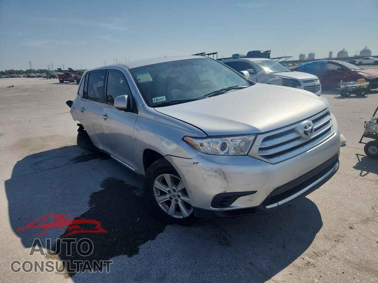 TOYOTA HIGHLANDER 2013 - 5TDZK3EH8DS089823