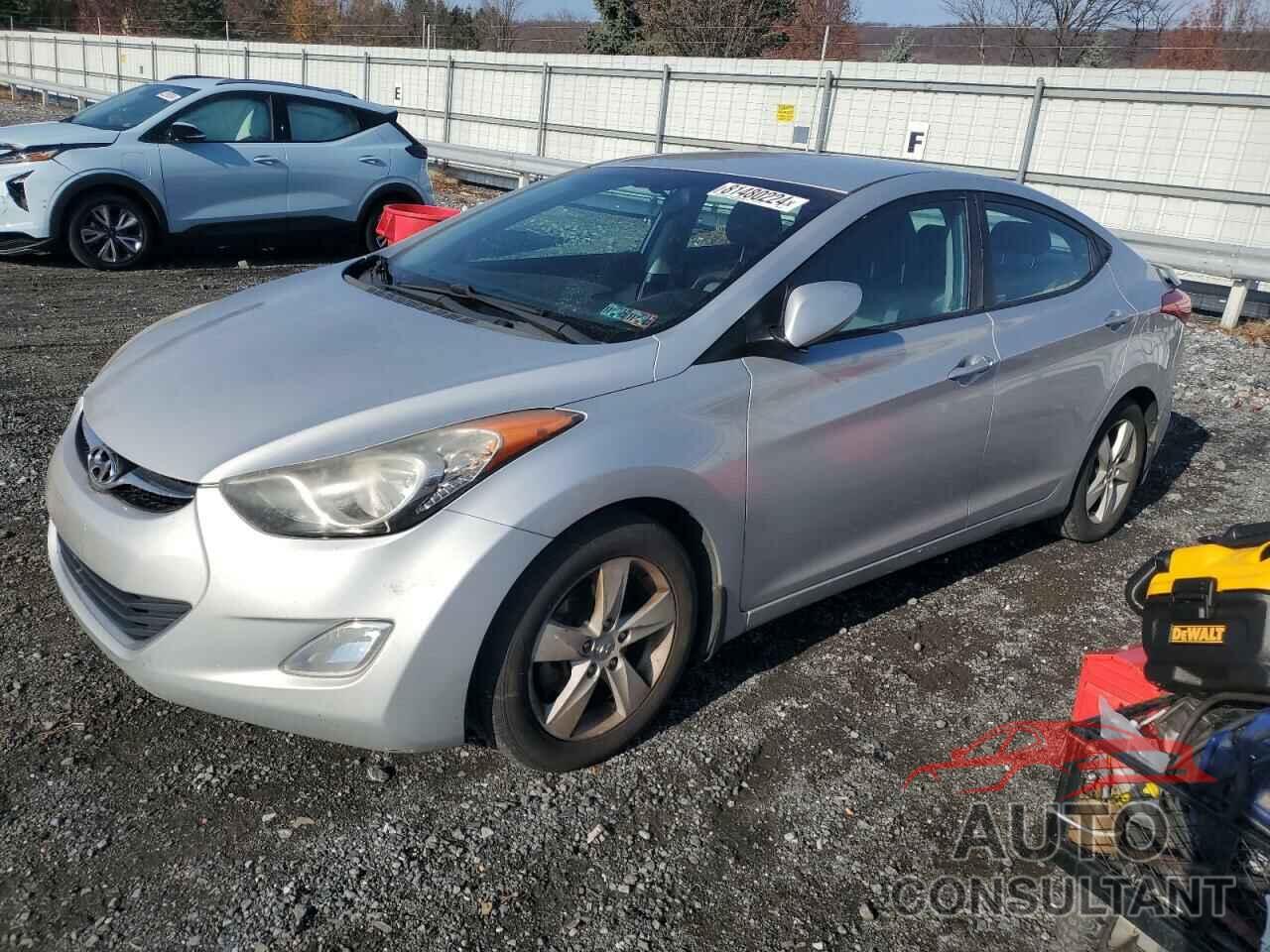 HYUNDAI ELANTRA 2013 - KMHDH4AE1DU863962