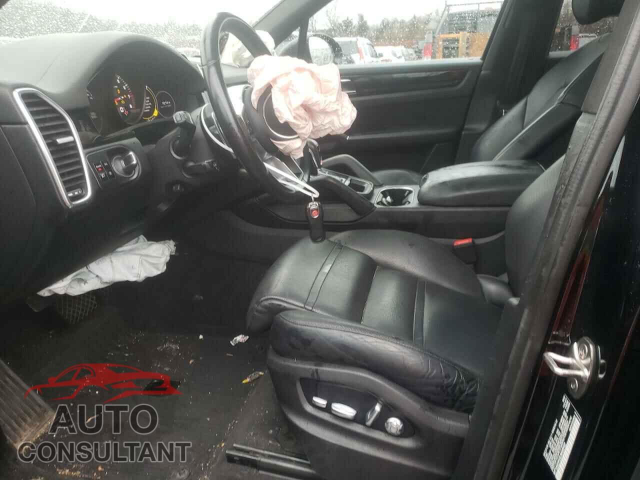 PORSCHE CAYENNE 2020 - WP1AA2AY0LDA08922