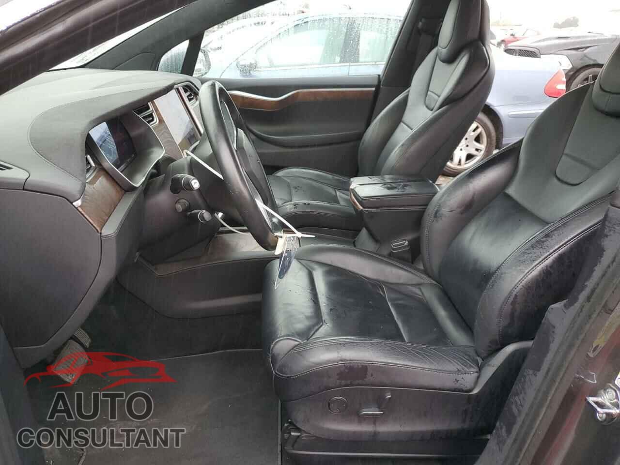 TESLA MODEL X 2017 - 5YJXCBE21HF045666