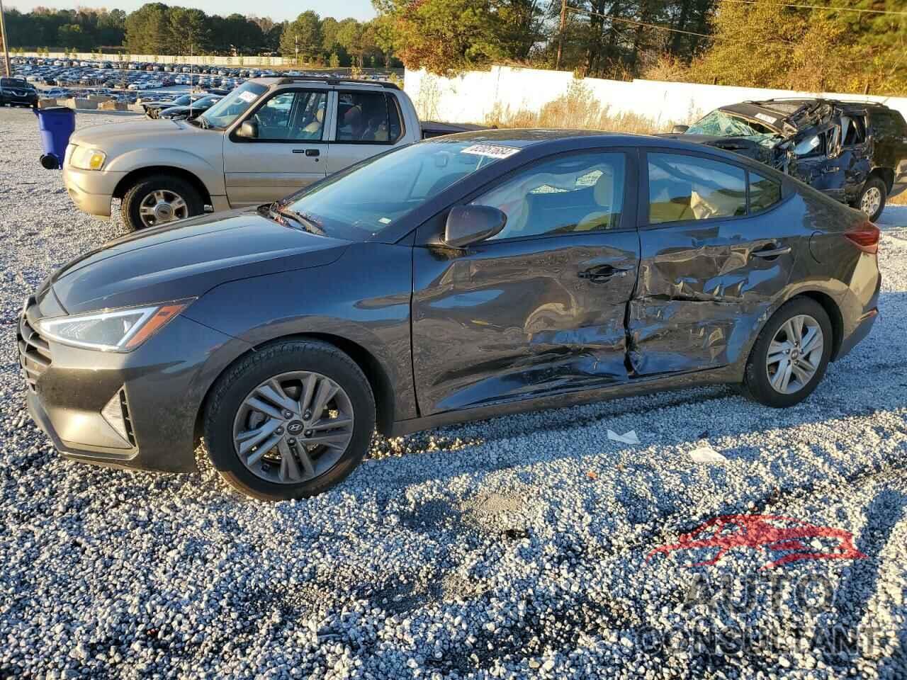 HYUNDAI ELANTRA 2020 - 5NPD84LF1LH577032
