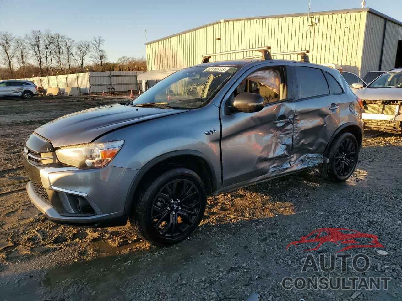 MITSUBISHI OUTLANDER 2018 - JA4AR3AU6JZ021570