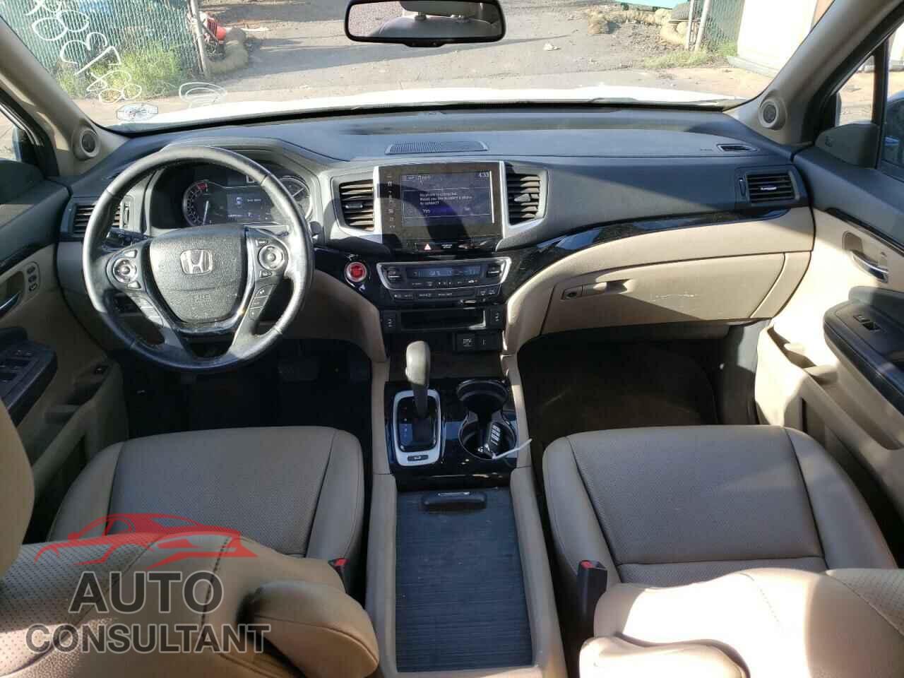 HONDA RIDGELINE 2017 - 5FPYK3F75HB010675