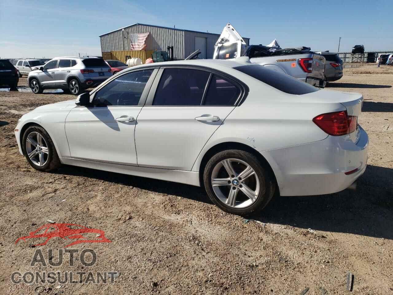 BMW 3 SERIES 2015 - WBA3B1G52FNT03868
