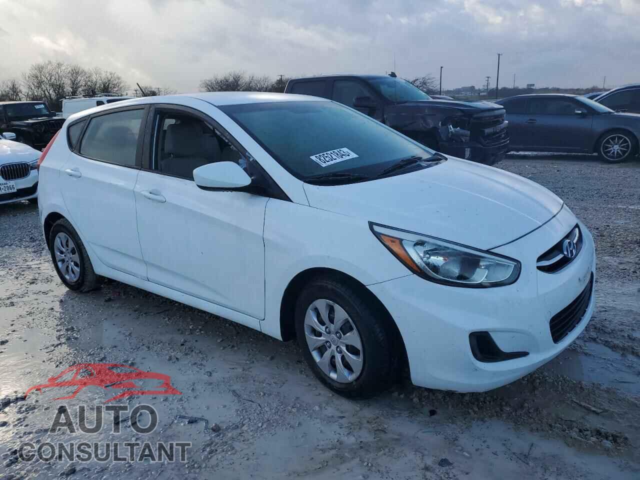 HYUNDAI ACCENT 2017 - KMHCT5AE5HU315582