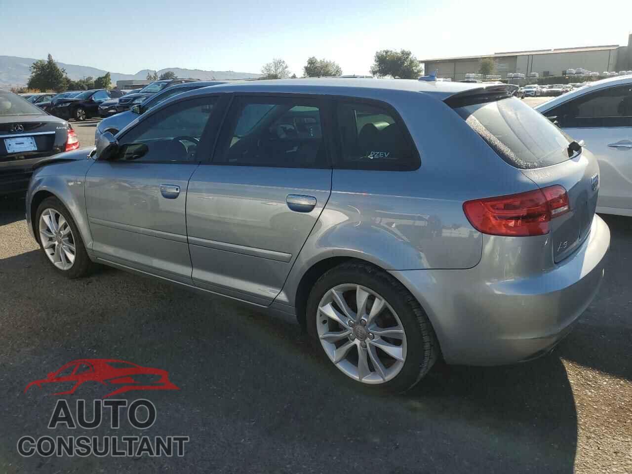 AUDI A3 2012 - WAUBEAFM9CA109532