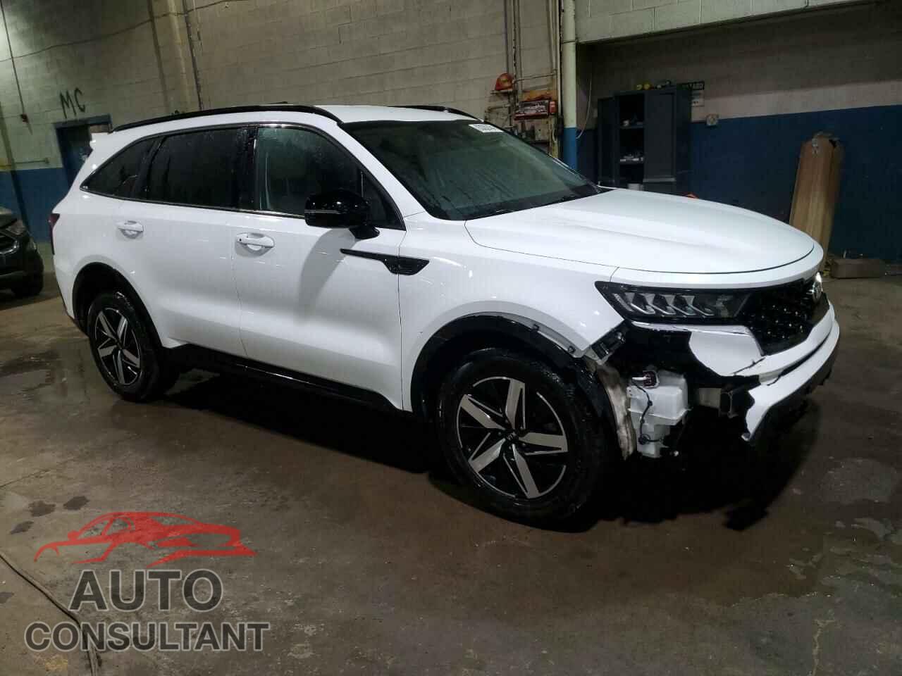 KIA SORENTO 2021 - 5XYRL4LC3MG021937