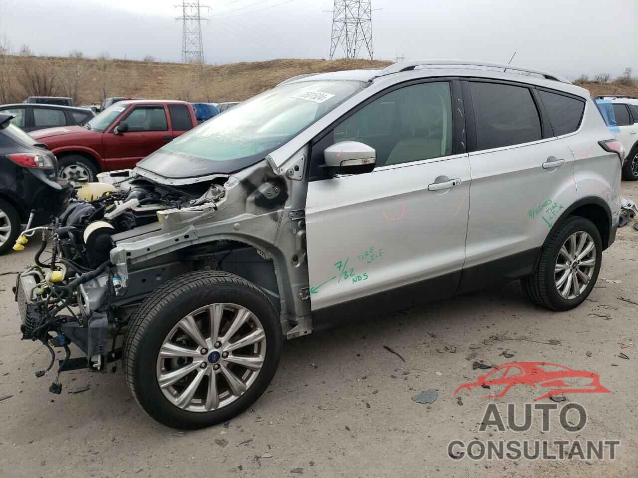 FORD ESCAPE 2018 - 1FMCU9J94JUC20184