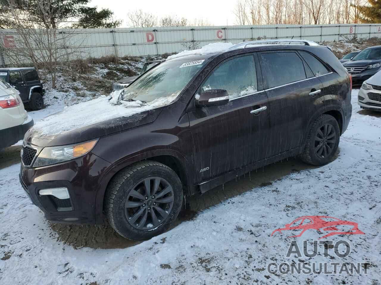 KIA SORENTO 2013 - 5XYKWDA25DG355521