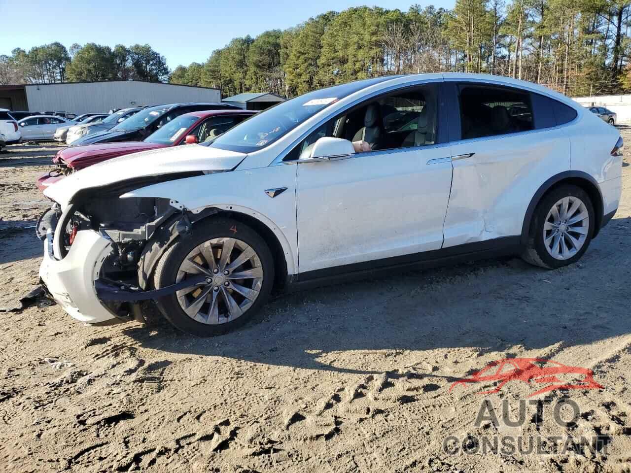 TESLA MODEL X 2017 - 5YJXCDE20HF071123