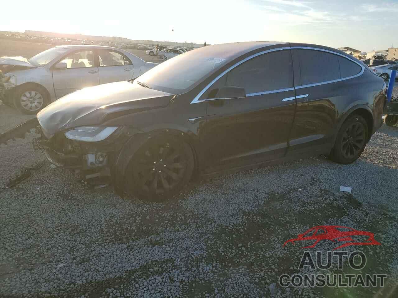 TESLA MODEL X 2017 - 5YJXCBE23HF039349