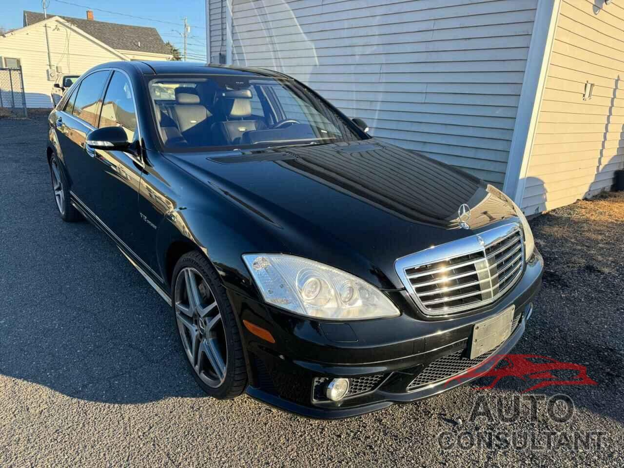 MERCEDES-BENZ S-CLASS 2009 - WDDNG79X29A272525