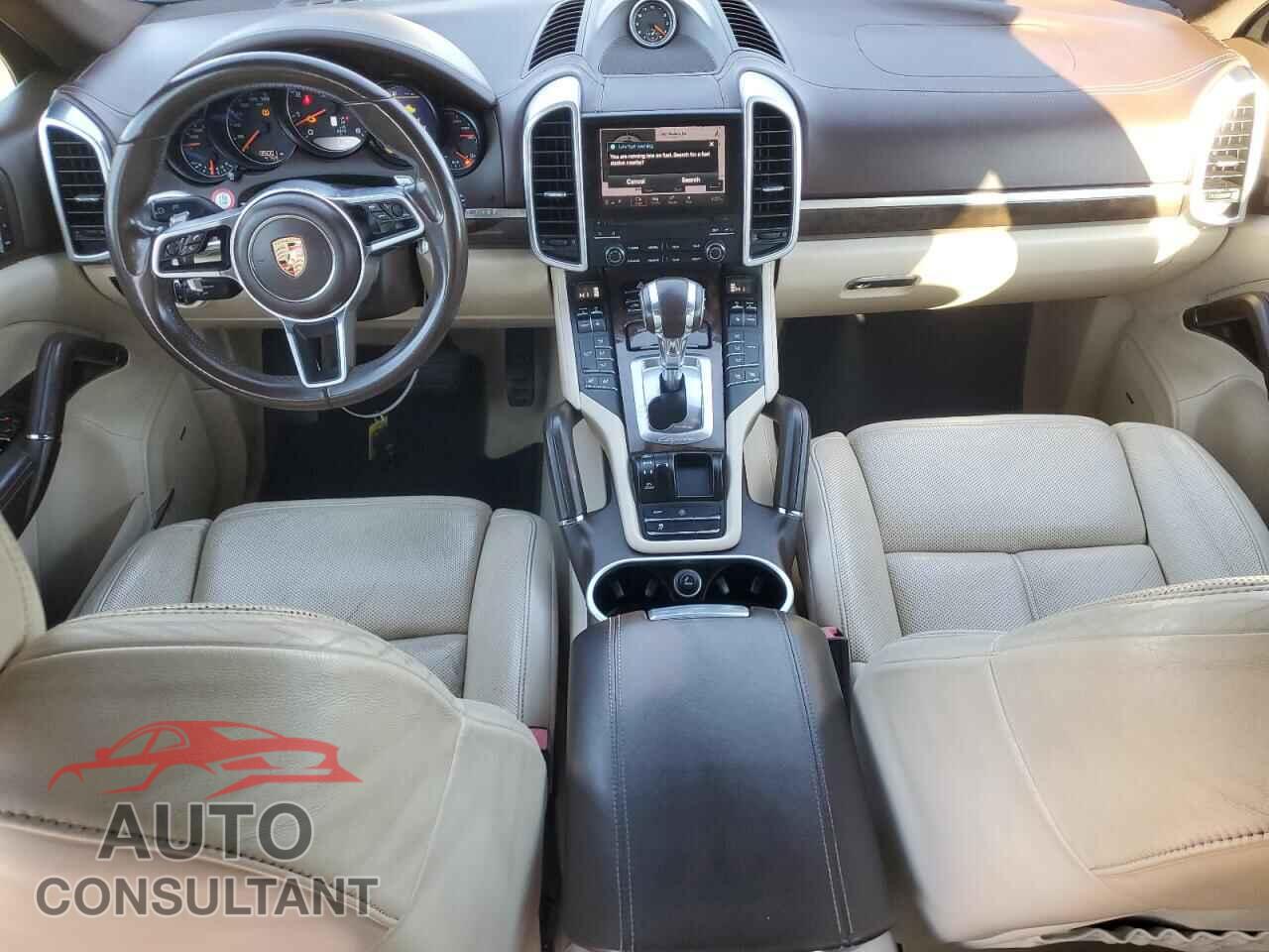 PORSCHE CAYENNE 2017 - WP1AA2A22HKA82843