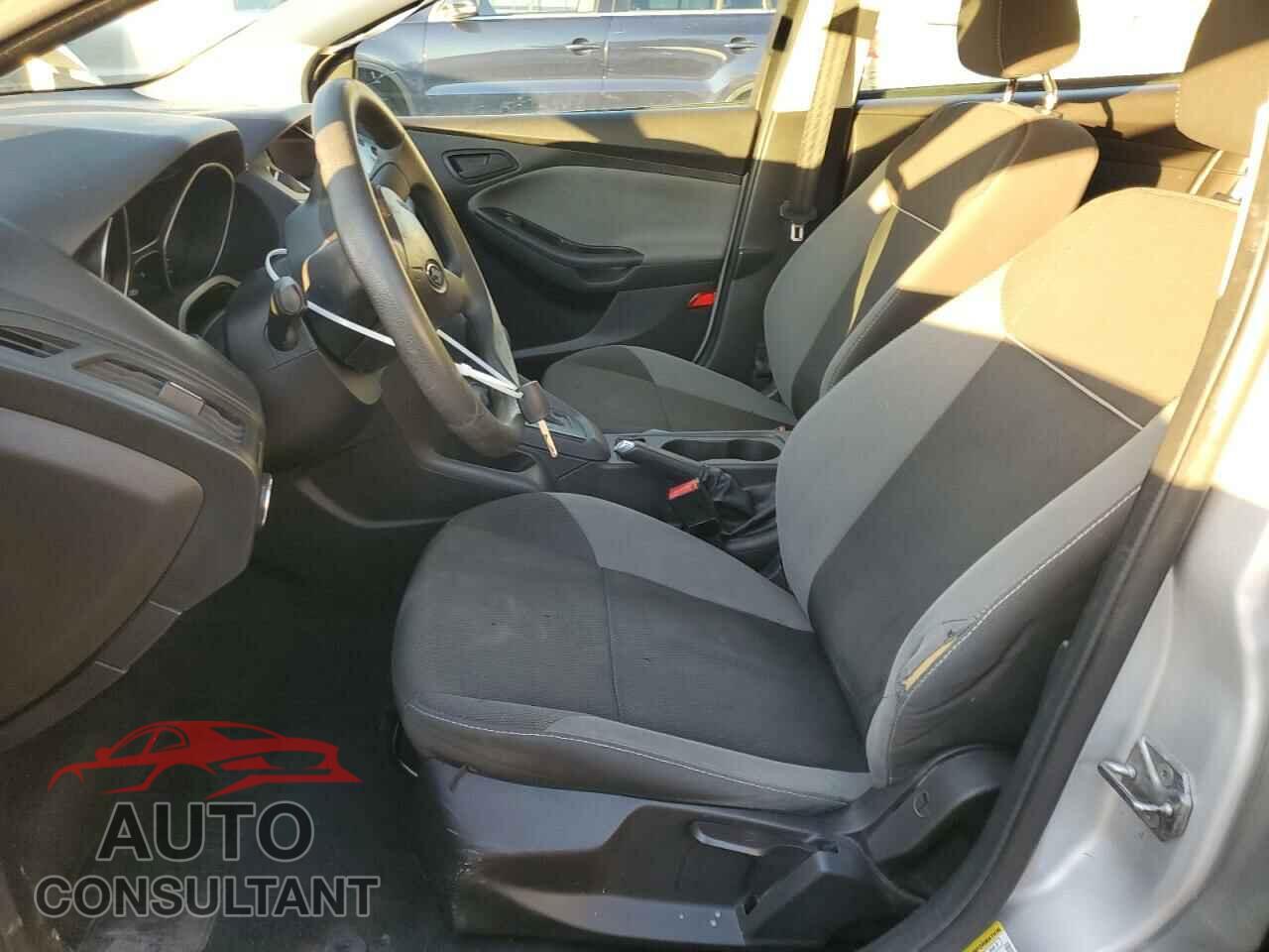 FORD FOCUS 2014 - 1FADP3E25EL193881