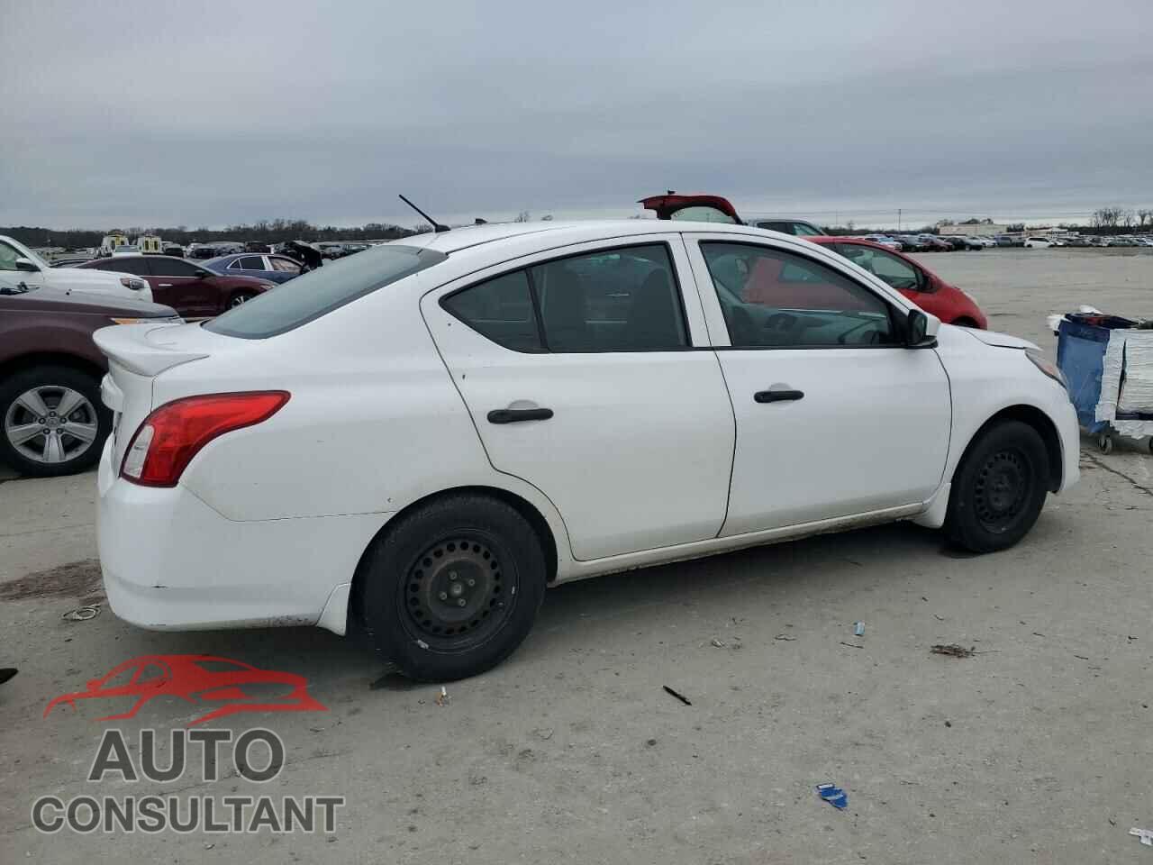 NISSAN VERSA 2017 - 3N1CN7AP2HL826403