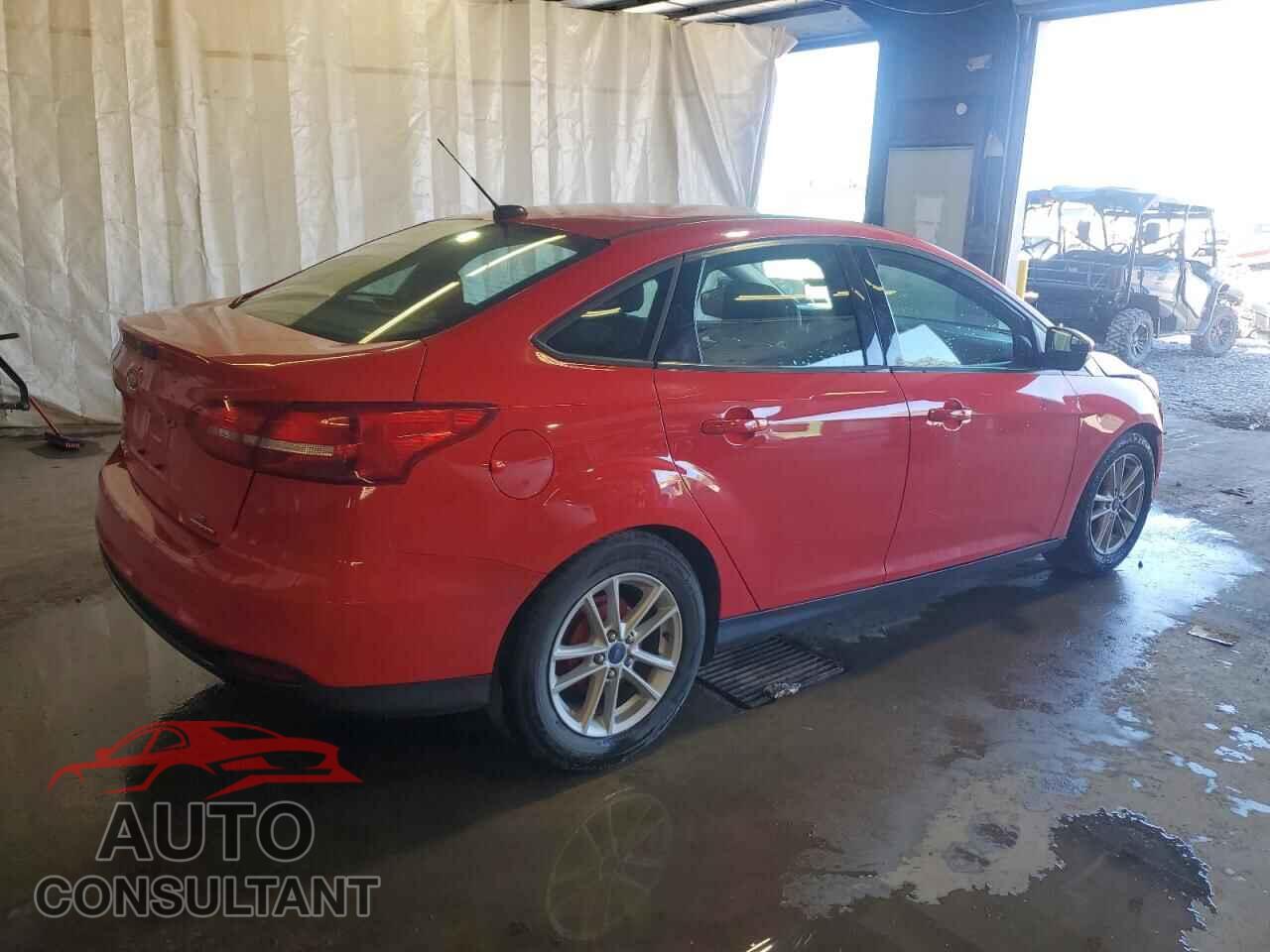 FORD FOCUS 2015 - 1FADP3F20FL335182