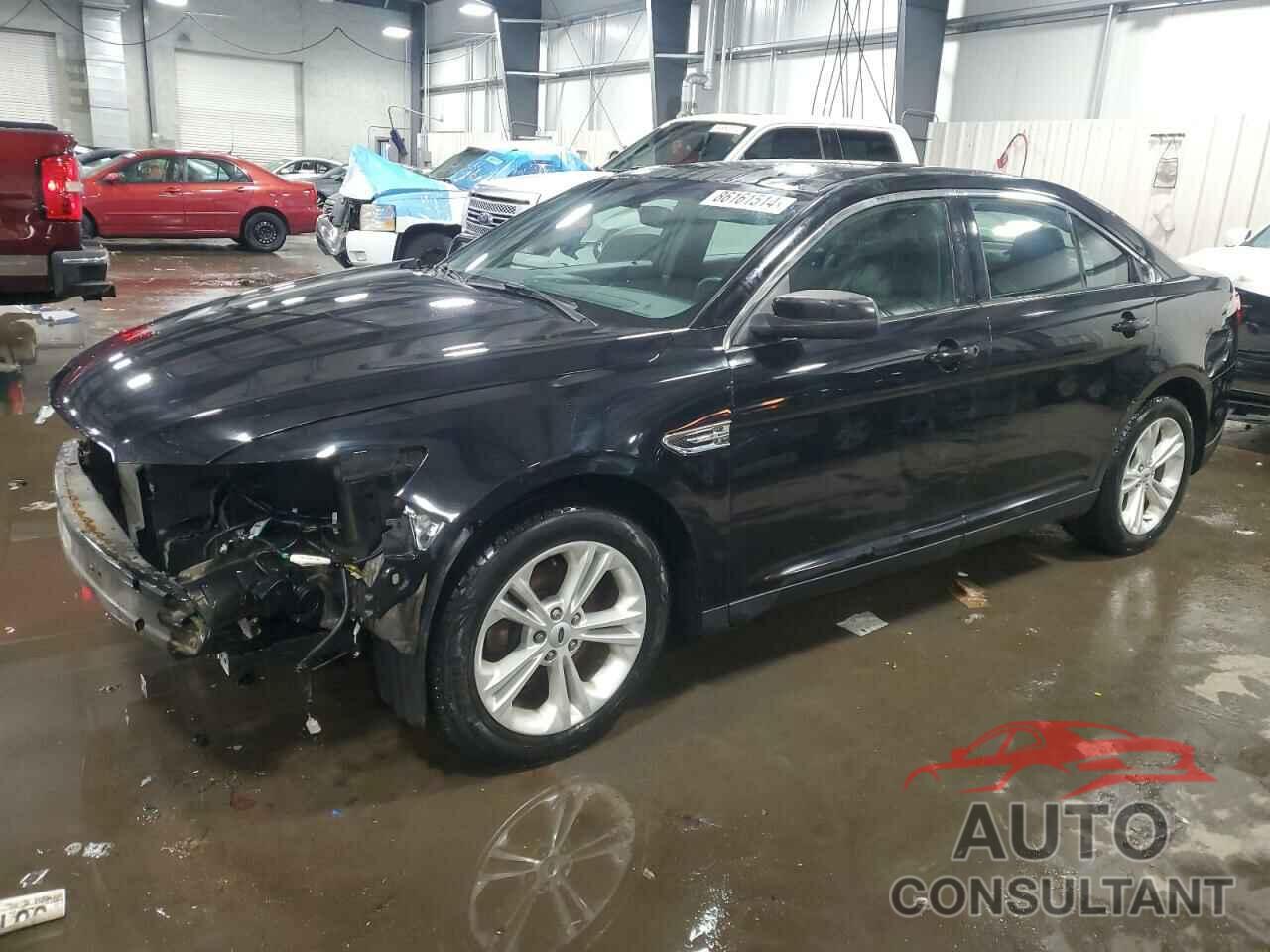 FORD TAURUS 2018 - 1FAHP2E88JG101276