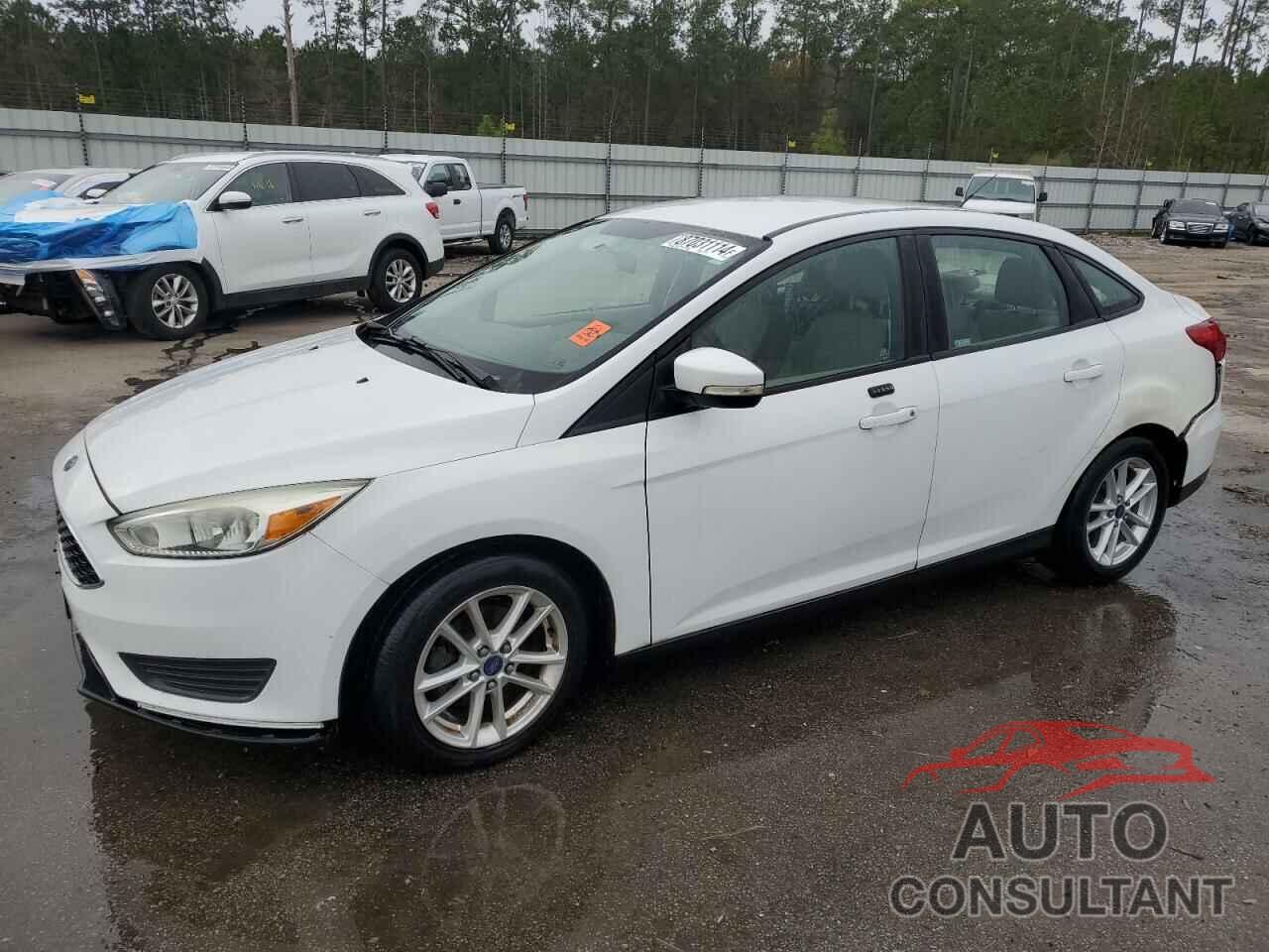 FORD FOCUS 2015 - 1FADP3F20FL280829