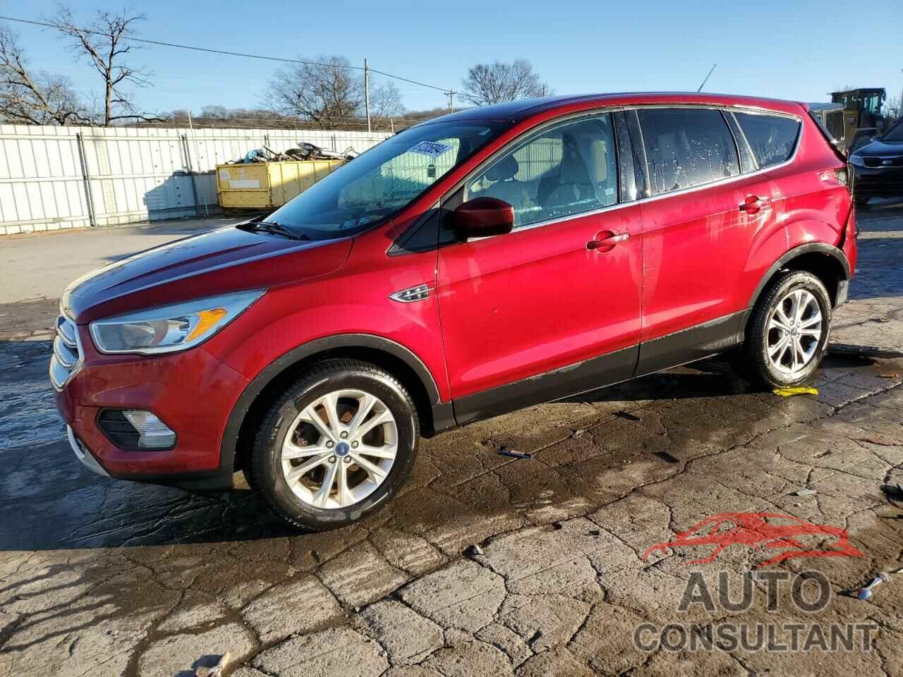 FORD ESCAPE 2017 - 1FMCU9GD3HUC42067