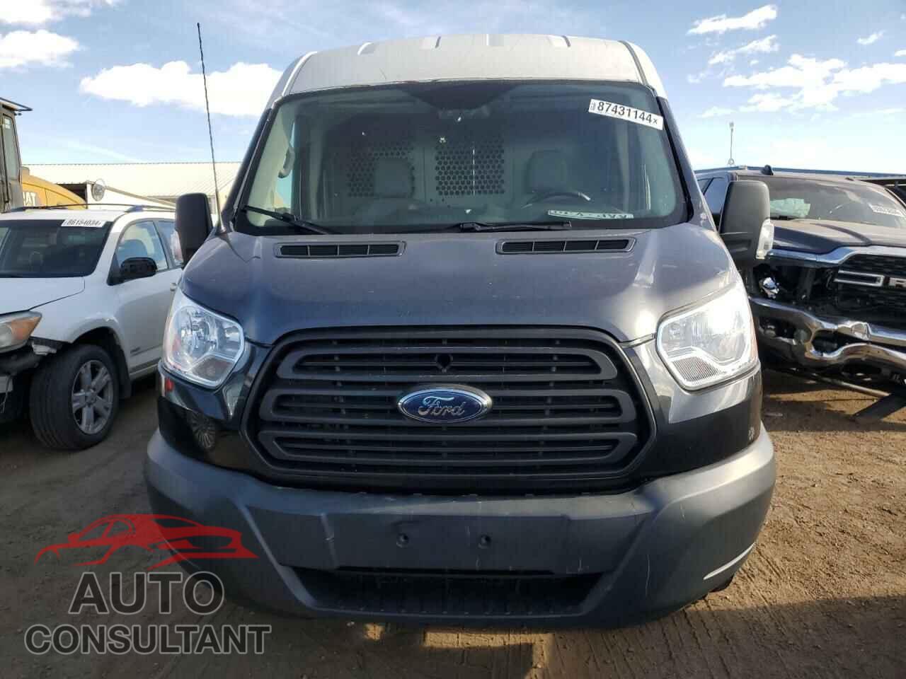 FORD TRANSIT 2015 - 1FTYR2CM6FKB28310