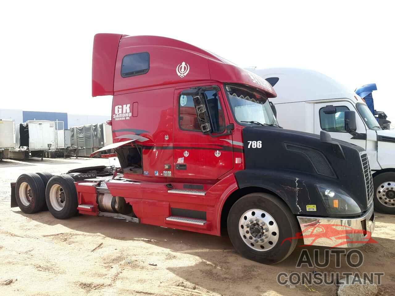 VOLVO VN 2015 - 4V4NC9EH8FN190470