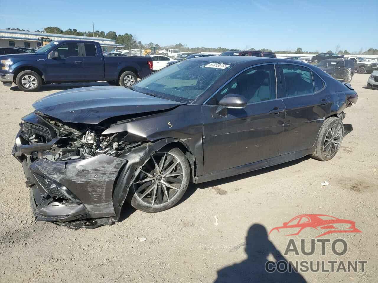 TOYOTA CAMRY 2023 - 4T1G11AKXPU805763