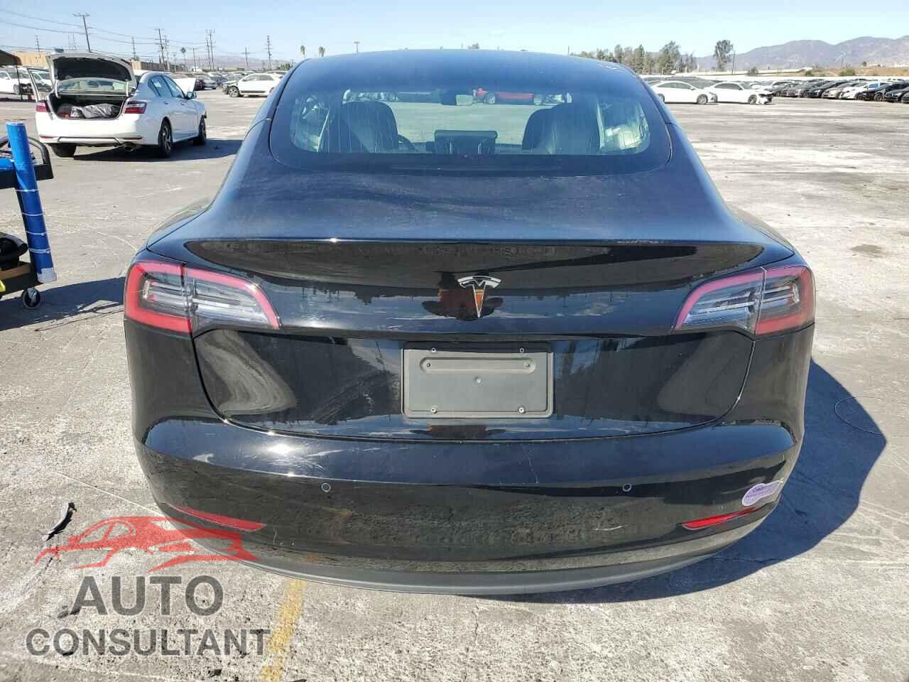 TESLA MODEL 3 2018 - 5YJ3E1EA6JF173093